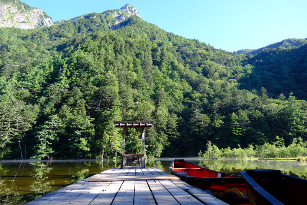 上高地 Kamikochi 穗髙神社奥宮