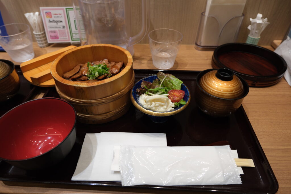 牛舌飯 Beef tongue rice bowl  